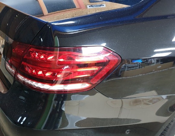 벤츠 e클래스 테일램프 교체하지말고 수리해서 쓰세요. / 제주 월평