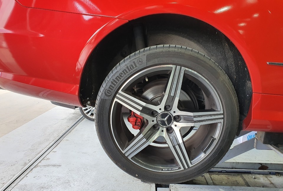 [첨단타이어]벤츠 E350 AMG 컨버터블 18인치->19인치 인치업!(신품휠+중고타이어전주휠복원,정읍휠복원 익산휠복원, 김제휠복원, 군산휠복원,남원휠,광주대전목포충남충북휠복원 / 전주