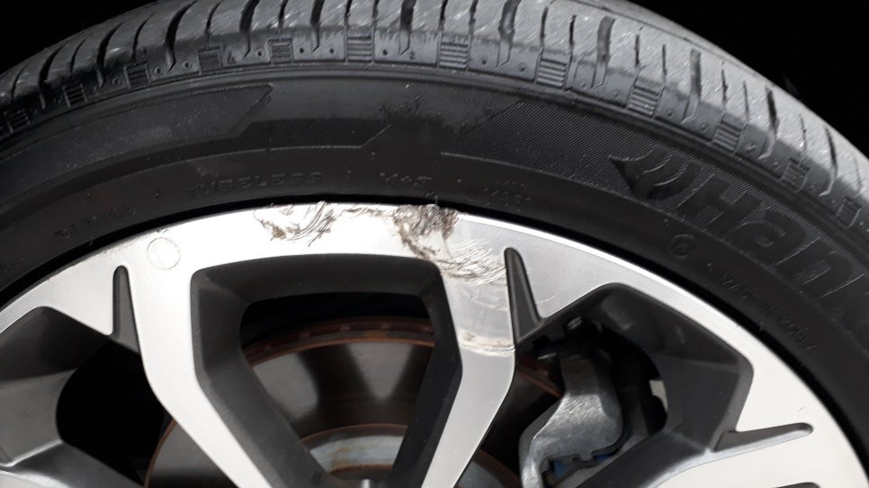 전주 휠복원 - 티볼리 / 전주