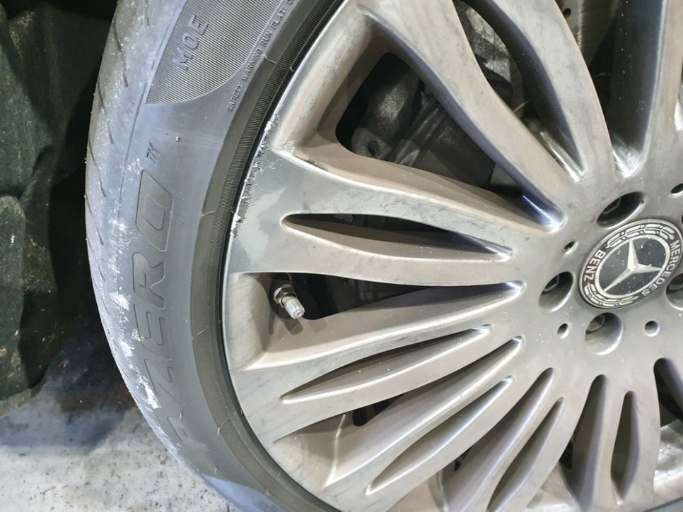 [전주휠복원 첨단타이어] 벤츠S560 순정20인치 마이바흐휠복원+ 245/40R20 피렐리 런플랫 P ZERO RF-정읍익산김제휠복원, 군산휠복원,대전광주휠복원,전주휠타이어인치업!