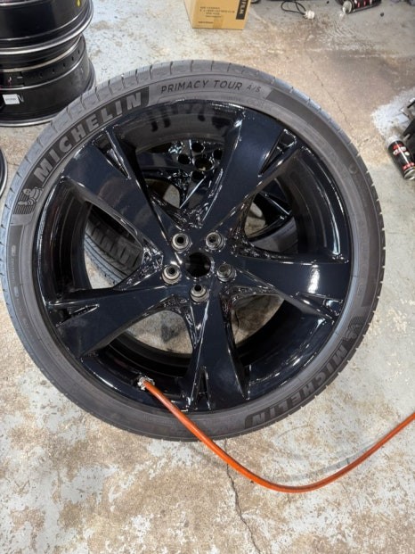 [전주 휠복원 첨단타이어] 현대 제네시스 GV80 순정 22인치 도장휠⇨블랙유광으로 휠복원 김제익산군산휠복원,대전천안휠복원,광주휠복원,여수목포휠복원,서천대천휠복원,전북전남휠복원 / 전주