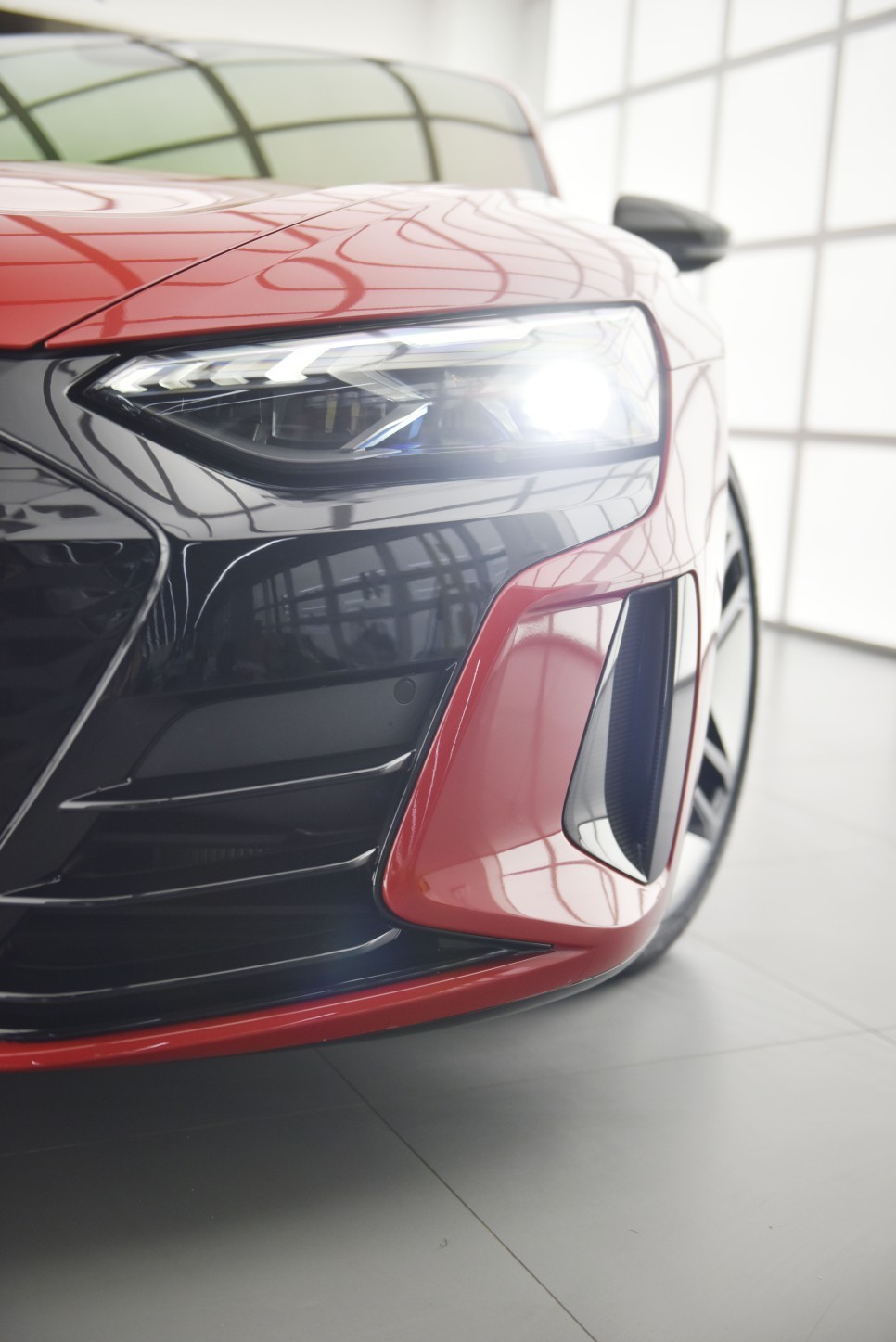 아우디 이트론 gt 전체 랩핑 라이프 쉴드 PPF 시공 / 하남, 강동, 송파 | 오늘의카 - 튜닝,정비 시공후기 모음 앱