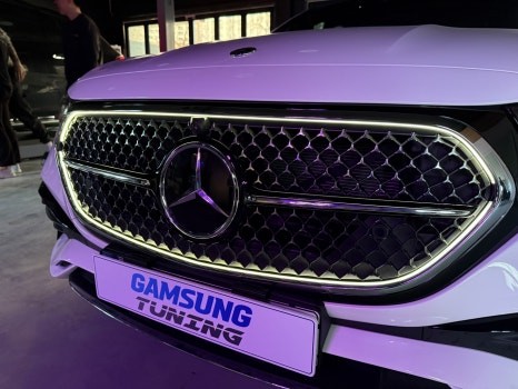 W214 E클래스 자동차 검사시에도 문제없는 순정 코닉글로우 그릴 시공 / 천안시 동남구