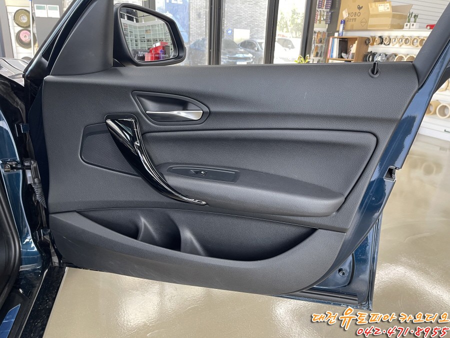 대전 카오디오 [BMW 118D] 없던 스피커가 생겼어요! 소리도 확실히 좋아졌어요!