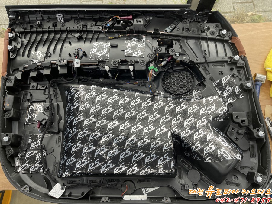BMW 신형 X6 // 말도 안되는 순정 사운드를 무스웨이로 확 바꿔드렸습니다!