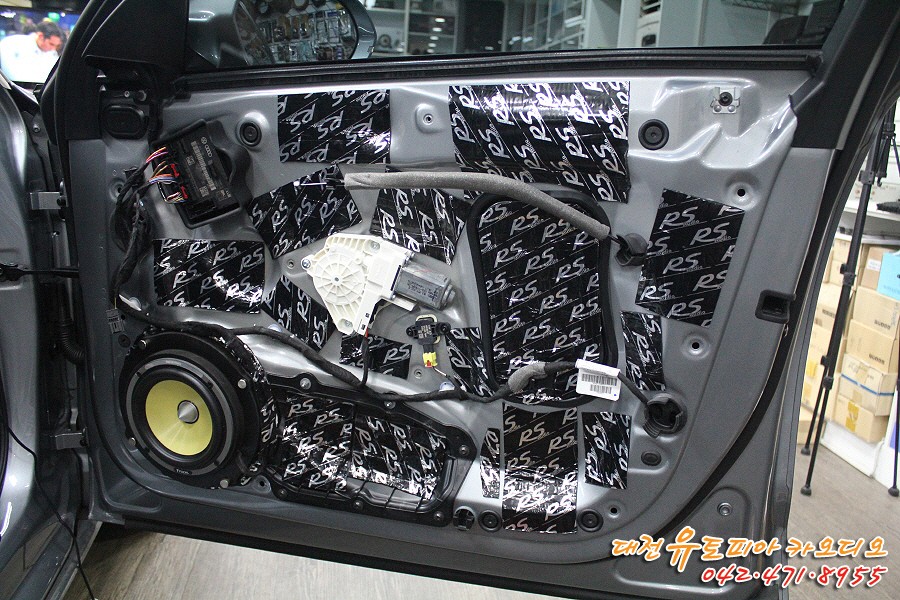 대전 카오디오 [아우디 A6] 포칼 ES-165K2 스피커 인스톨