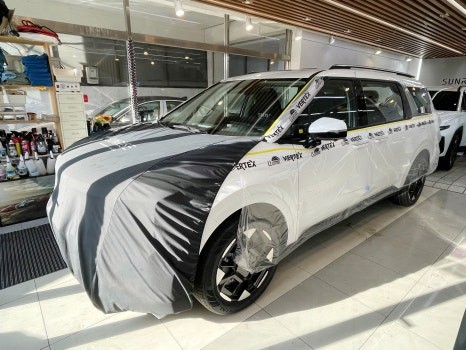 서대문 유리막코팅 기아 카니발 신차패키지 추가 옵션 블랙박스 및 보조 배터리까지 설치 / 은평구 증산동