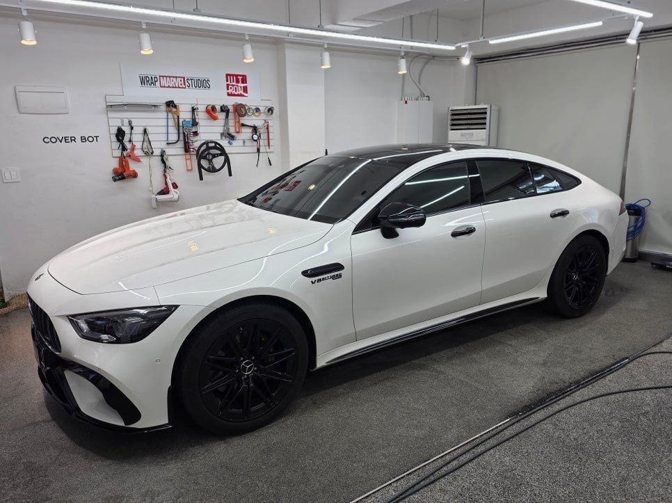 벤츠 GT63 AMG, 크롬 죽이기와 블랙 PPF 루프스킨으로 완벽 변신 / 구로동