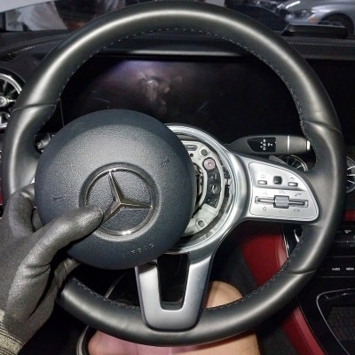 김해 벤츠 핸들교체 W257 CLS400D AMG 카본 잠자리핸들 / 구로동