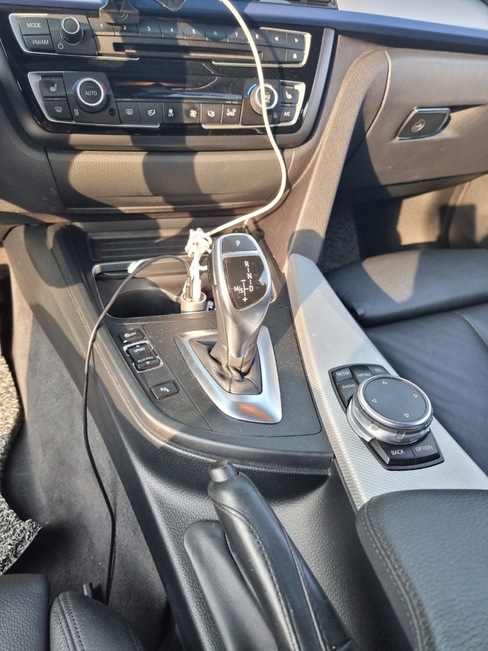 BMW 420D M핸들 + 크리스탈 기어봉 교체후기! 대전 커스텀 튜닝 전국방문출장 업체로 새차변신후기!! / 구로동