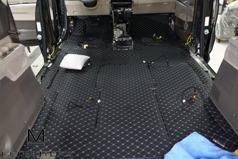 [4세대카니발 프리미엄매트&바닥방음] 이거 시공안한 카니발 없게 해주세요~ / 경남 거제, 통영, 창원