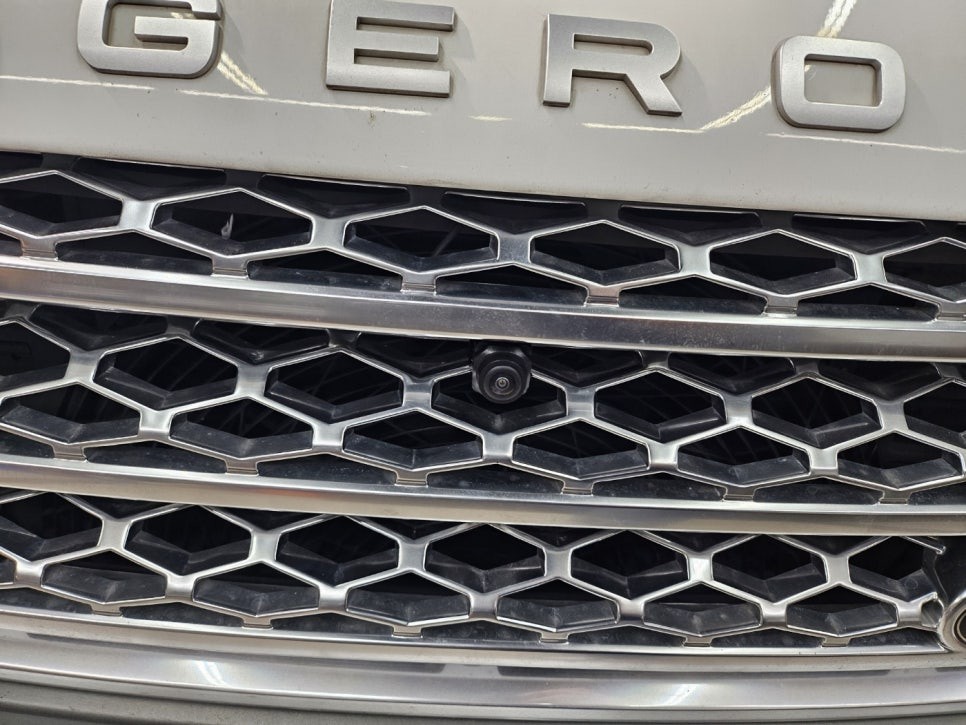 [브로모터스] 랜즈로버 11년식 레인지로버 보그 슈퍼차저 L322 V-KOOL 전면 썬팅 / 12.3인치 안드로이드 올인원 / 어라운드 뷰 / LCD 공조기 /블랙박스 /보조배터리 / 경남 거제, 통영, 창원