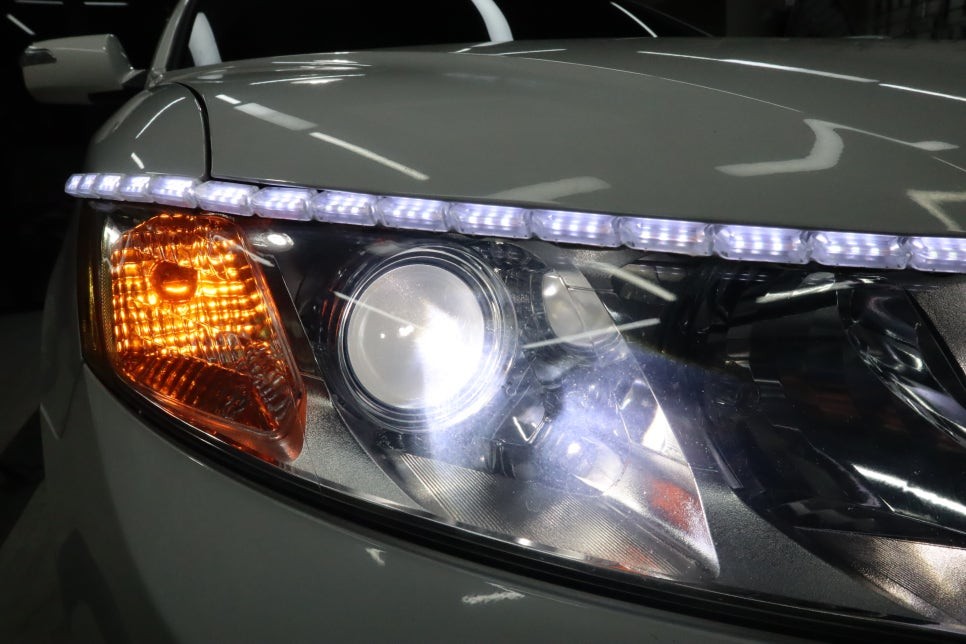 [브로모터스]기아 로체 합법인증  브라비오 LED헤드램프 /매직카M8경보기(원격시동)/ 순정키호환 / 경남 거제, 통영, 창원