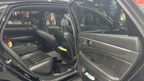 에쿠스도 쎄련되고 트랜디하게 실내랩핑 & 엠비언트 시공 / 경기 안산