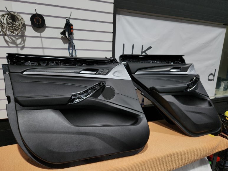 대구 오디쎄이 BMW 회오리 앰비언트 풀커버 G02 X4 xDrive 카오디오