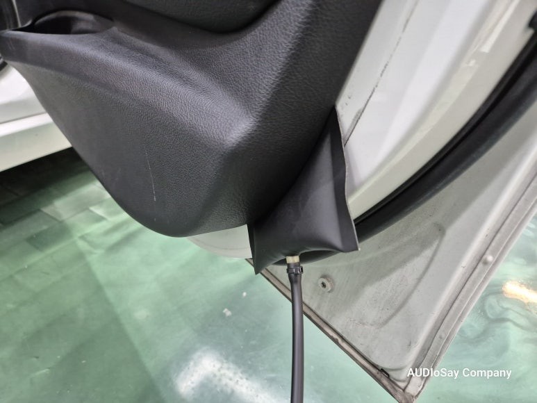 BMW F30 320d, 손에 묻어나던 불편함을 지우다