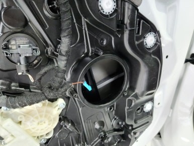 대구 카오디오 오디쎄이 BMW 스피커 AVI BM100