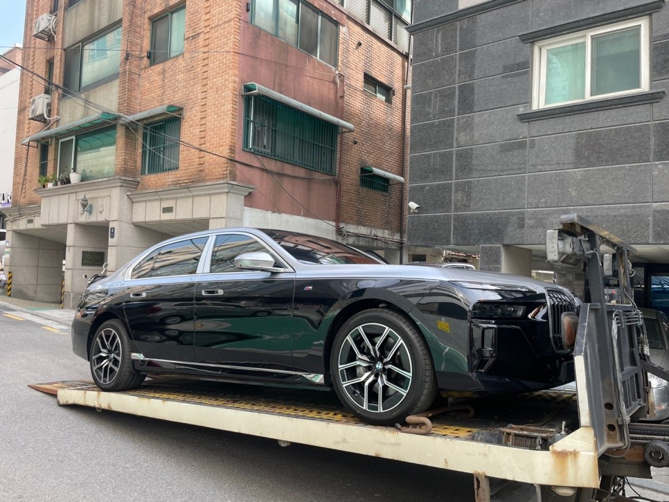 강남 랩핑 7시리즈 투톤 랩핑이 인기 있는 이유는 무엇일까? / 서초, 강남, 양재