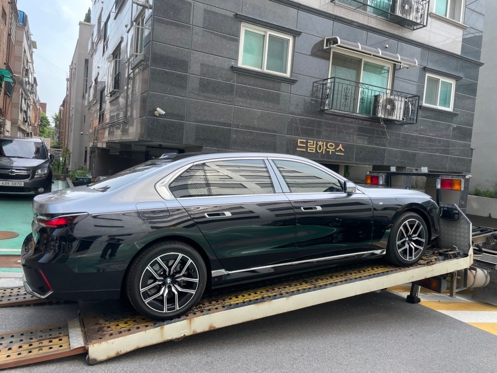 강남 랩핑 7시리즈 투톤 랩핑이 인기 있는 이유는 무엇일까? / 서초, 강남, 양재