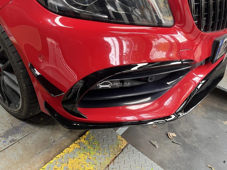 벤츠 수리 W176 A45 AMG 카나드윙 파손 세트로 교체