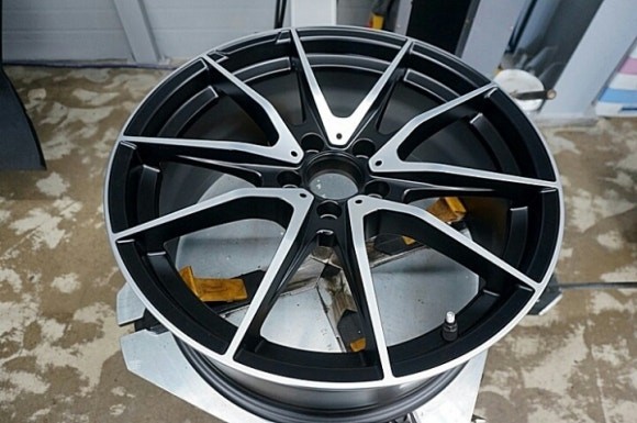 벤츠 SL  AMG 19인치 휠타이어 판매합니다  C클래스 E클래스 S클래스 장착