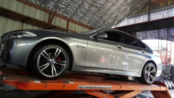 BMW  M4  19인치 휠타이어 착한가격으로 판매  래프리카 이구요~ / 경기 포천 소흘