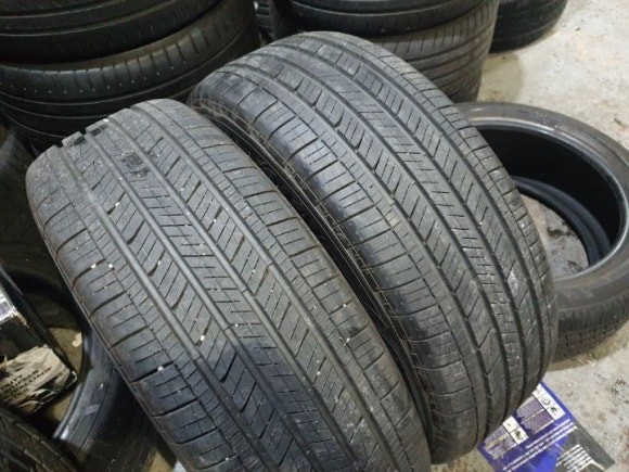 235 60 18 굿이어 어슈어런스 피네스  카니발신형 순정 OEM 타이어 중고 있지만 신품 수준 입니다 / 경기 포천 소흘