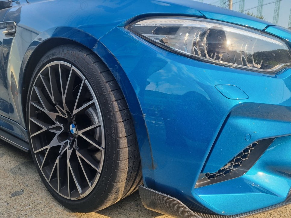 파주차량도장 BMW M2 앞 범퍼 도장