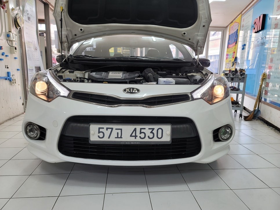 K3 쿱 인증 LED 헤드램프 전조등 장착으로 야간 운전 개선하기[울산 패스트카]