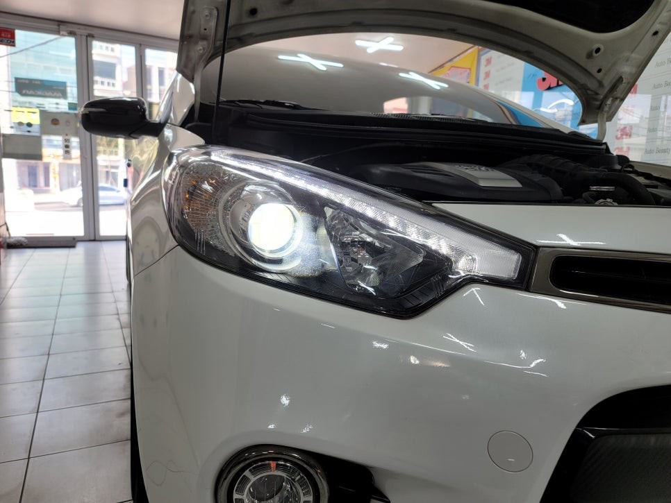 K3 쿱 인증 LED 헤드램프 전조등 장착으로 야간 운전 개선하기[울산 패스트카]