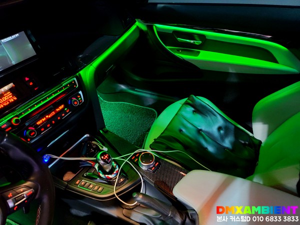 BMW M4 엠비언트 DMX 블랙 아크릴 매립 4시리즈 무드등 튜닝