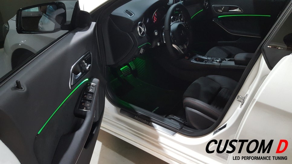 벤츠CLA - 200D 실내 가변 풀컬러 엠비언트 무드등 / Benz class AMBIENT / D3S HID벌브 / 인천 남동구