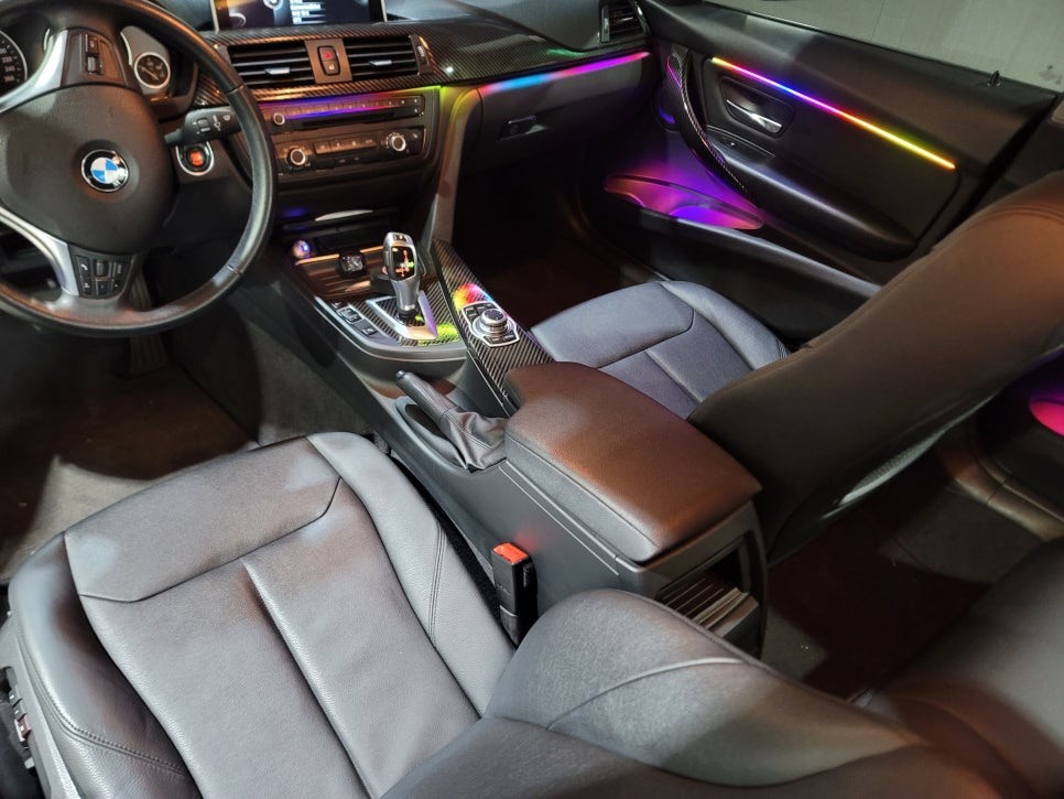 BMW F30 3시리즈 엠비언트 시공, 감성·기술 모두 잡다 / 인천 남동구