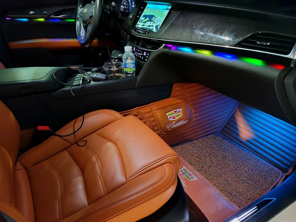 에스컬레이드 CT6 CTS 실내 튜닝 종결 캐딜락 DMX 무빙 엠비언트 / 인천 남동구