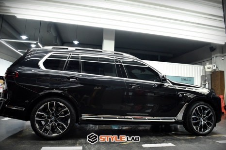 경기남부 / BMW X7 루프랙 크롬죽이기 좀 도와주세요! 퇴짜맞고 온 X7의 크롬죽이기! 위례에서 하남으로~ 랩핑전문 스타일랩 / 하남시 초일동 / 하남.광주