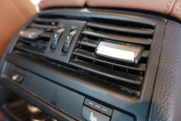 실내세차를 더 집중했던 BMW 520D 프리미엄세차, 루페스울산점