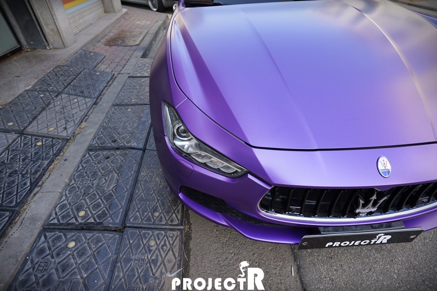 마세라티 기블리 전체 랩핑, 에이버리 사틴 퍼플 메탈릭 by 부천 자동차래핑 전문 프로젝트R / 부천 원미구 상동