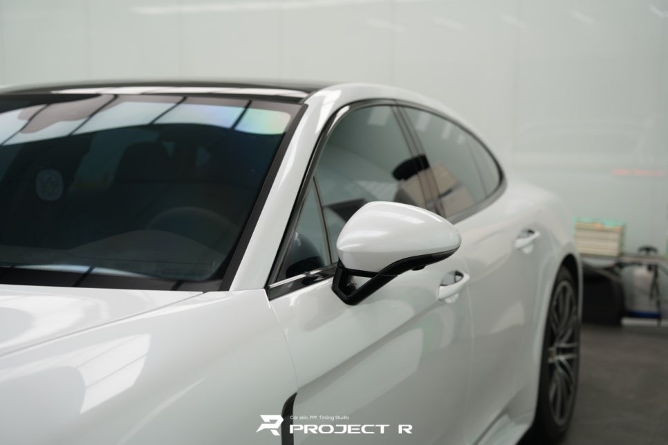 부천랩핑 포르쉐 파나메라 비닐프로그 유광 화이트펄 고광택 전체랩핑 / 부천 원미구 상동