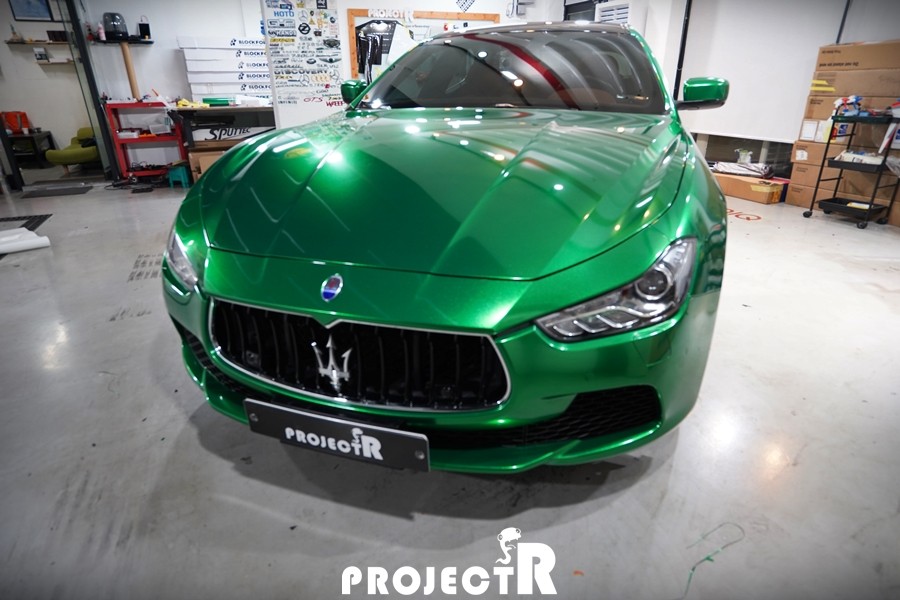 마세라티 기블리 에이버리 라디오액티브 전체 랩핑, 블랙유광 루프스킨 by 인천 랩핑 프로젝트R / 부천 원미구 상동