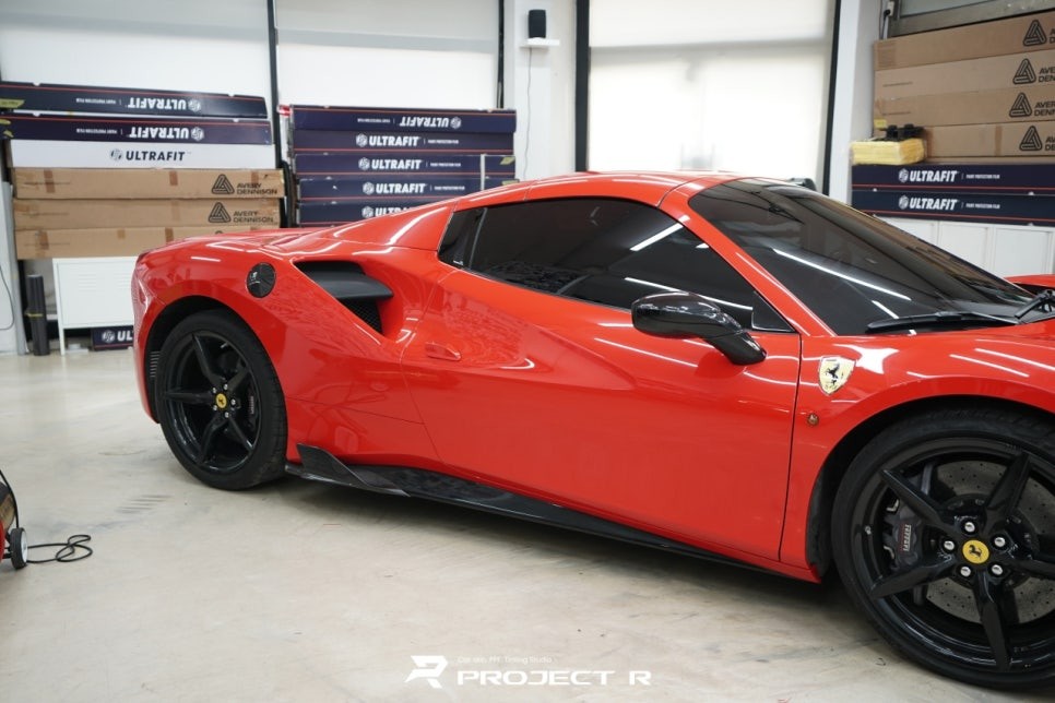 페라리 488 비닐프로그 페라리레드 전체 랩핑 시공, 부천 자동차래핑 전문 프로젝트알 / 부천 원미구 상동
