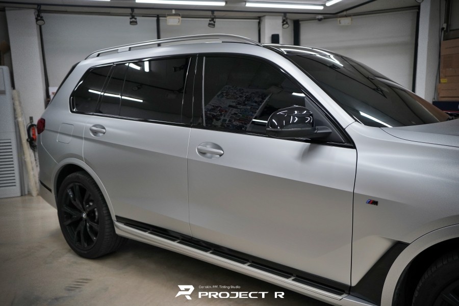 BMW X7 전체 랩핑, 에이버리 사틴 실버 메탈릭 시공, 부천 자동차랩핑 프로젝트R