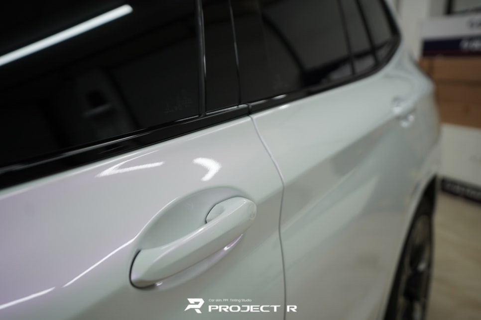 BMW iX3 전체 랩핑 비닐프로그 고광택 글로시 화이트 퍼플 시공 / 프로젝트알