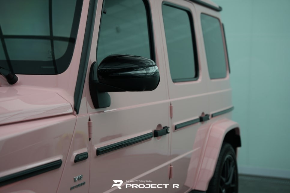 벤츠 지바겐 G63 AMG 부천 고광택 전체 랩핑, 비닐프로그 루즈 핑크 재시공