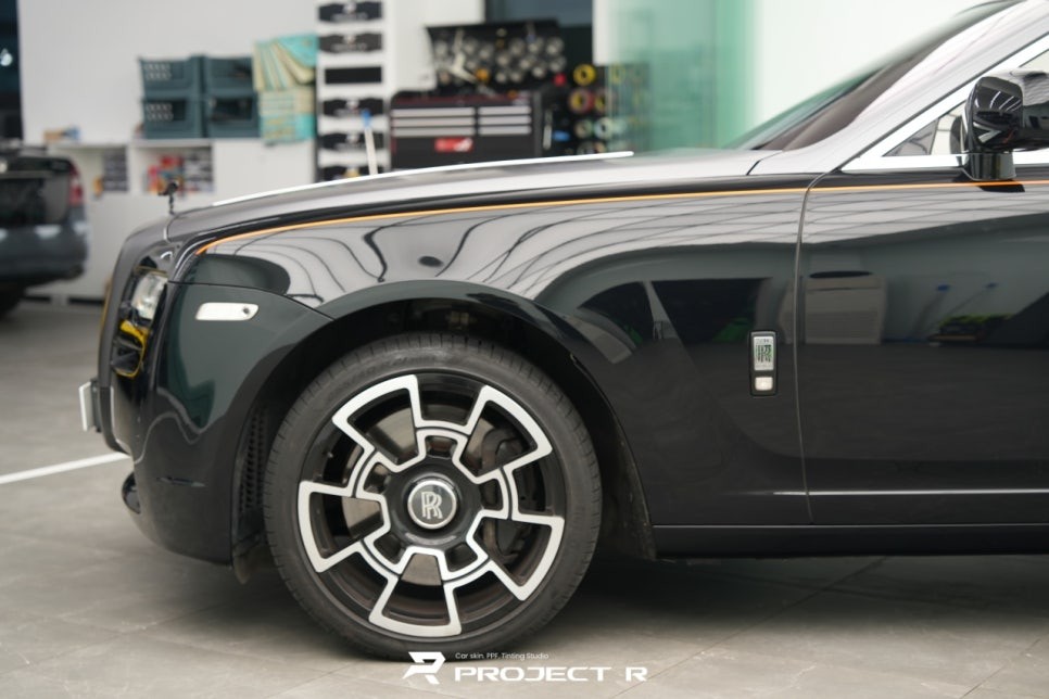 롤스로이스 고스트 투톤 랩핑, 실내 블랙PPF, 부천 수입차 외장 관리 프로젝트알 / 부천 원미구 상동
