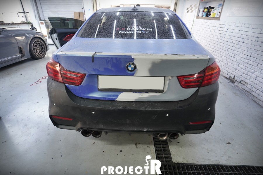 BMW 4시리즈 사고 부분 랩핑, 에이버리 슈프림 사틴 웨이브 블루 메탈릭 by 부천 자동차 래핑 전문 프로젝트R