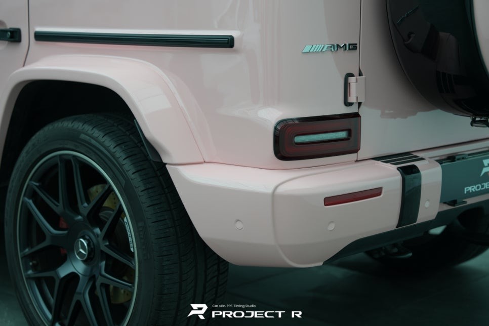 벤츠 지바겐 G63 AMG 부천 고광택 전체 랩핑, 비닐프로그 루즈 핑크 재시공