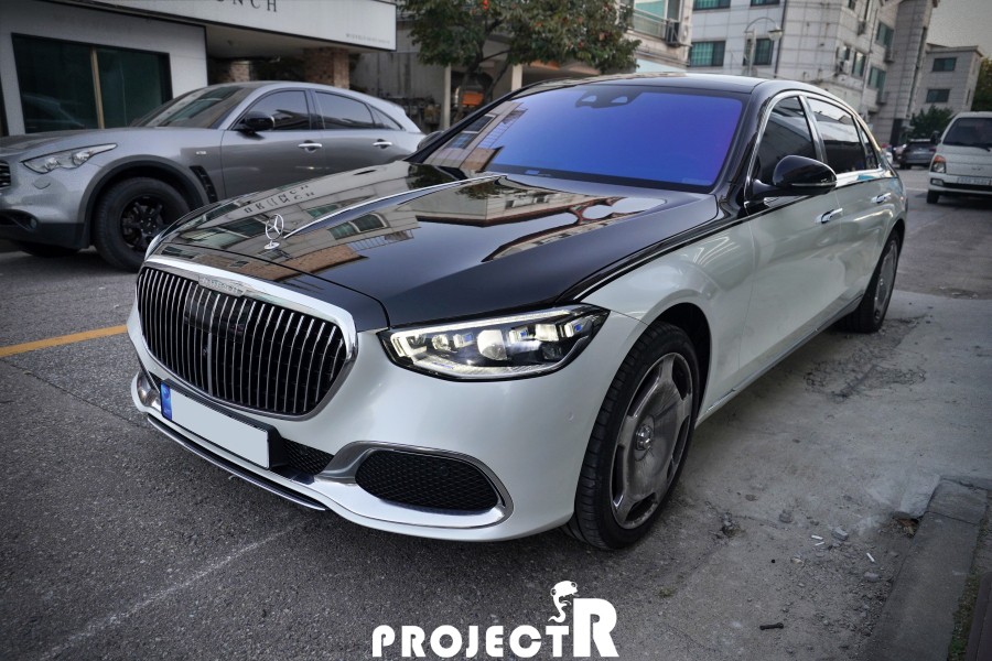 벤츠 S580 S클래스 마이바흐 투톤 랩핑, 하단 에이버리 유광 화이트펄 시공 / 부천랩핑 프로젝트알 / 부천 원미구 상동