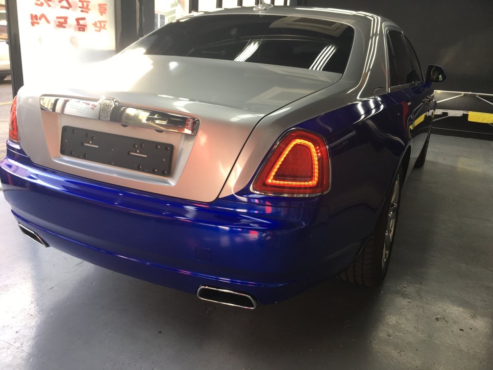 롤스로이스 고스트 투톤 스타일 전체 랩핑, 3M1080 블루라즈베리 & 화이트알루미늄 by 프로젝트R / 부천 원미구 상동