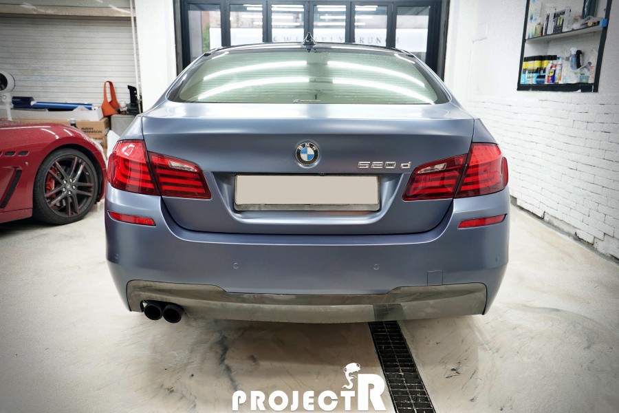 BMW 5시리즈 전체 랩핑, 520d 에이버리 사틴 그레이 블루 메탈릭 자동차 래핑 by 인천 프로젝트알 / 부천 원미구 상동