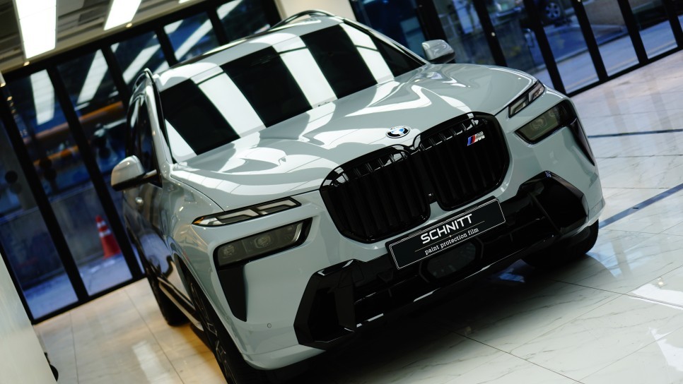 BMW X7  크롬 죽이기 맨하탄 그레이 색상과의 조화로움 / 강남,역삼,서초